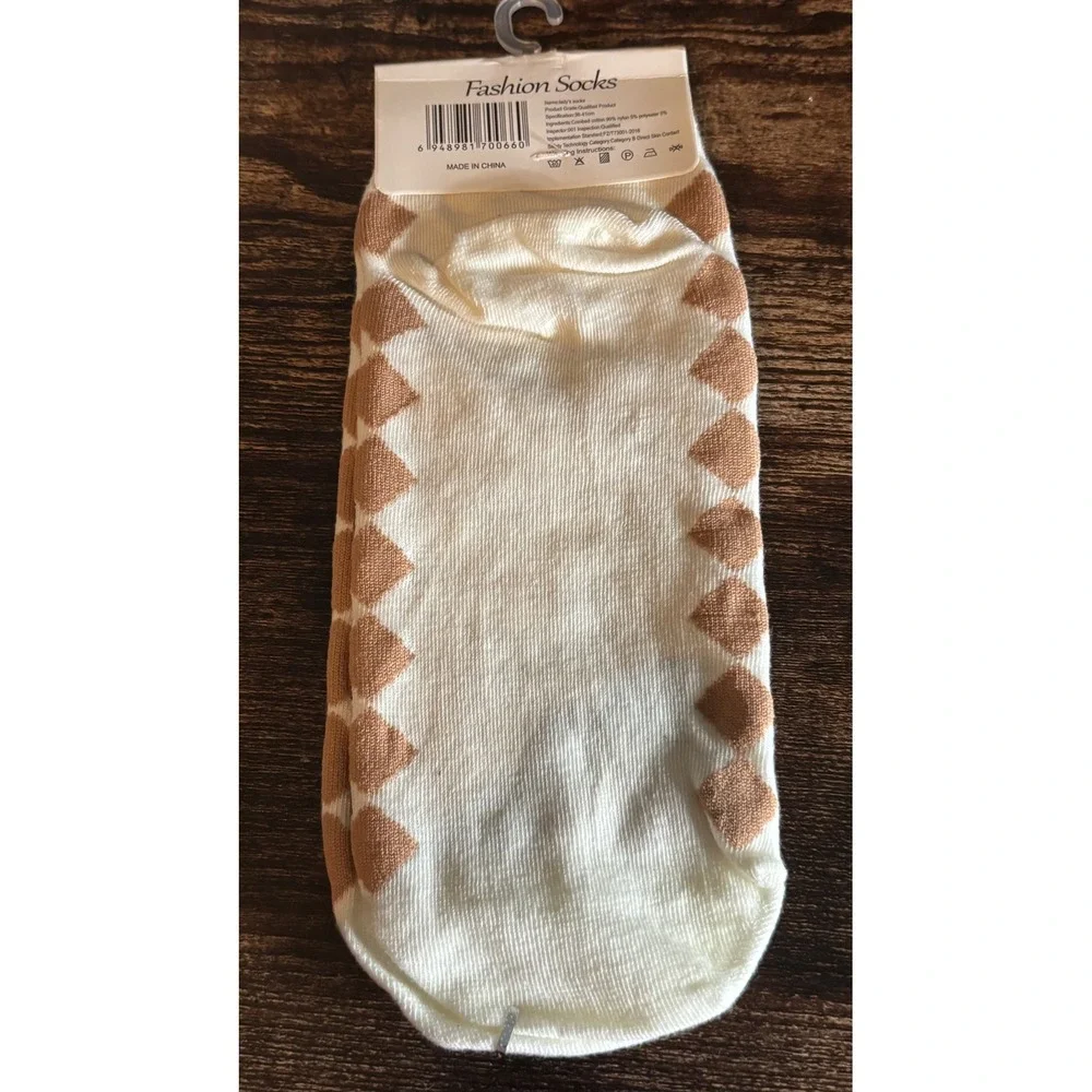 Labubu Character Argyle Ankle Socks Tan Cream Diamond Pattern New